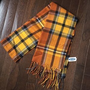 NWT Old Navy Plaid Scarf
